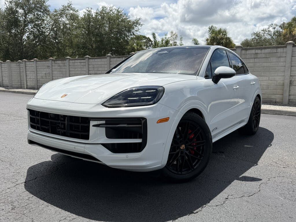 2026 Porsche Cayenne Coupe GTS AWD
