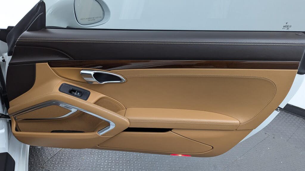 2015 Porsche 911 Turbo S Coupe AWD photo 19 of 24
