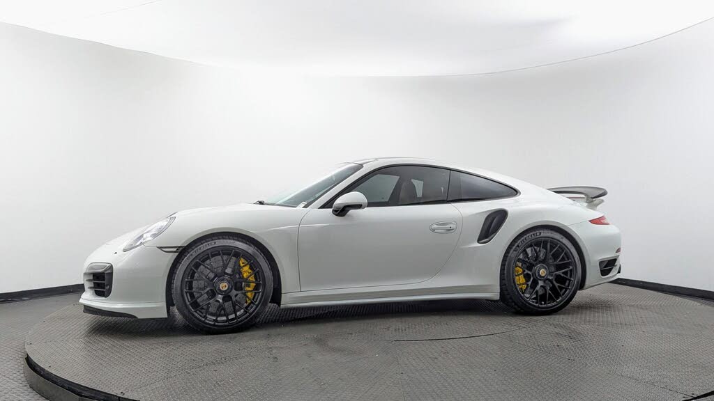 2015 Porsche 911 Turbo S Coupe AWD photo 3 of 24
