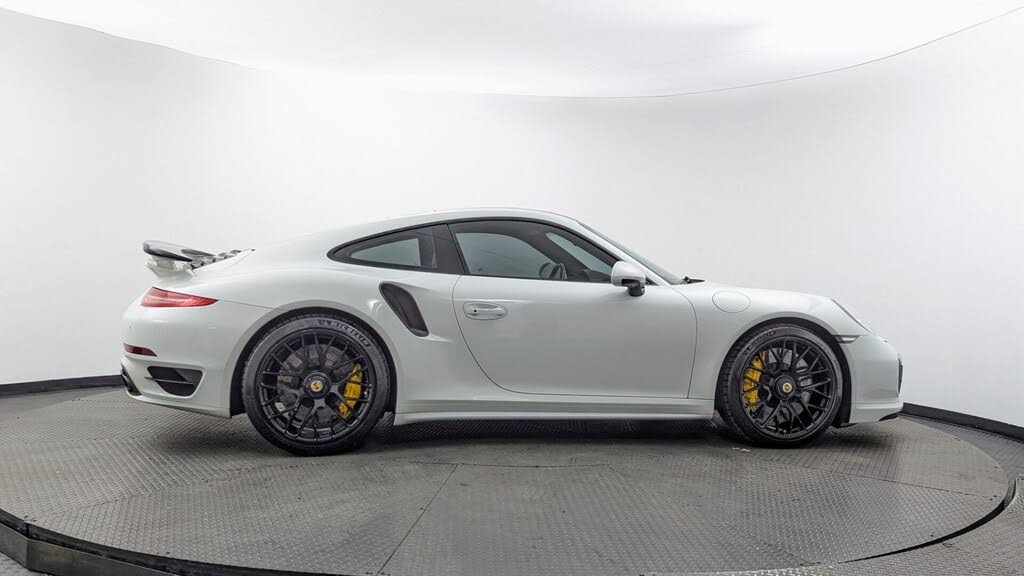 2015 Porsche 911 Turbo S Coupe AWD photo 9 of 24