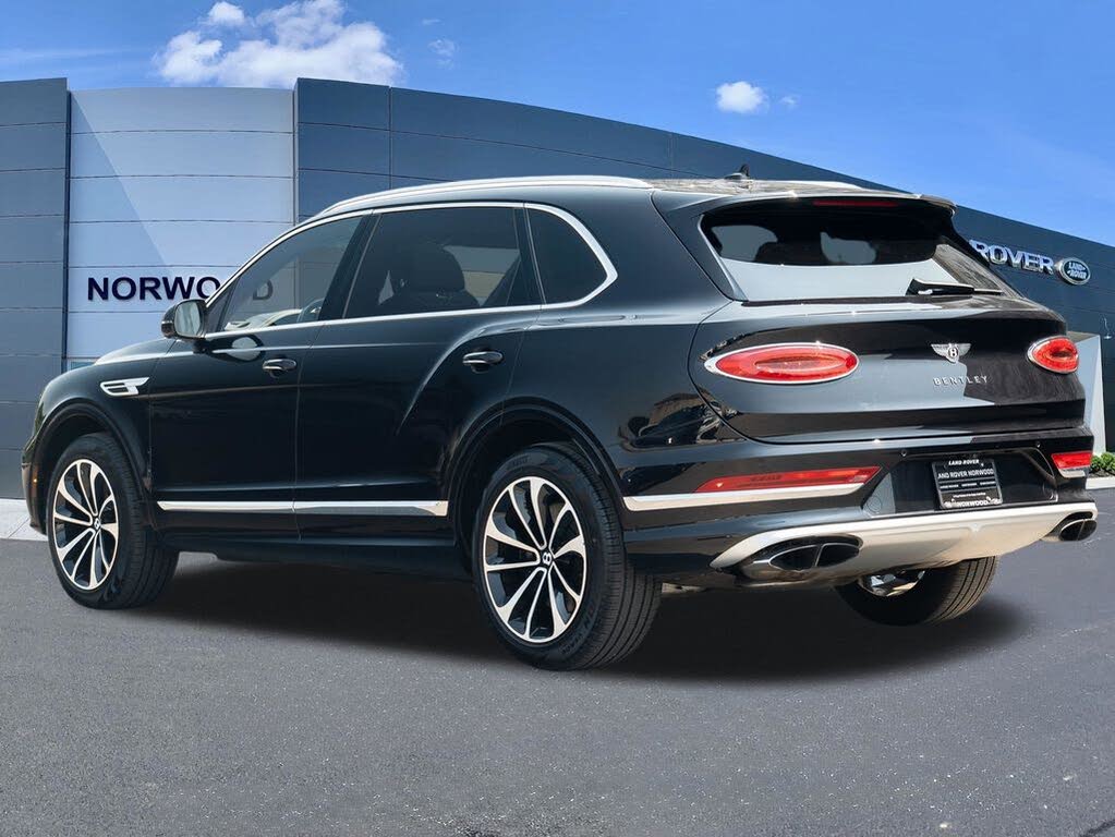 2024 Bentley Bentayga Azure V8 AWD photo 6