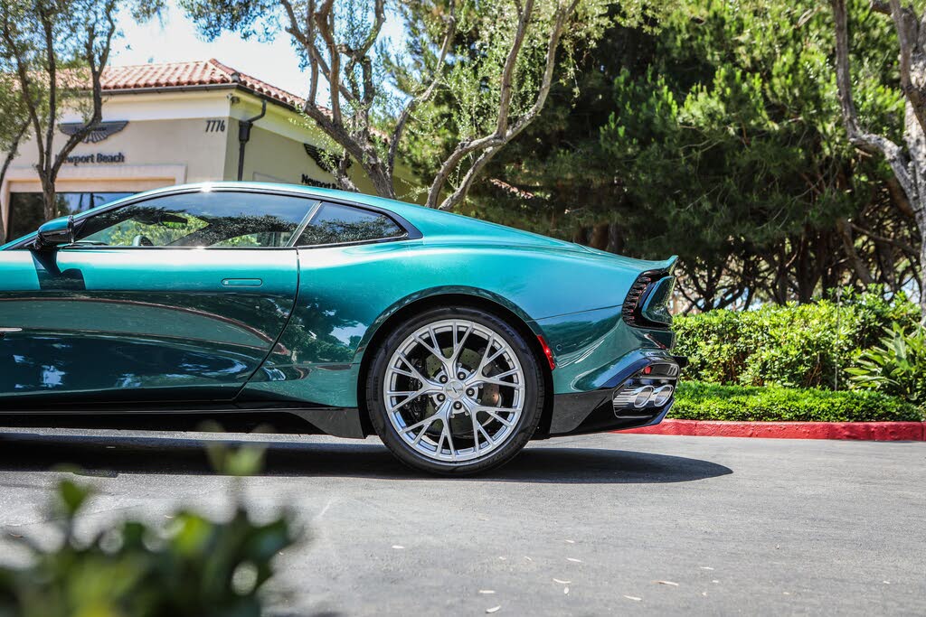 2026 Aston Martin Vanquish Coupe RWD photo 2