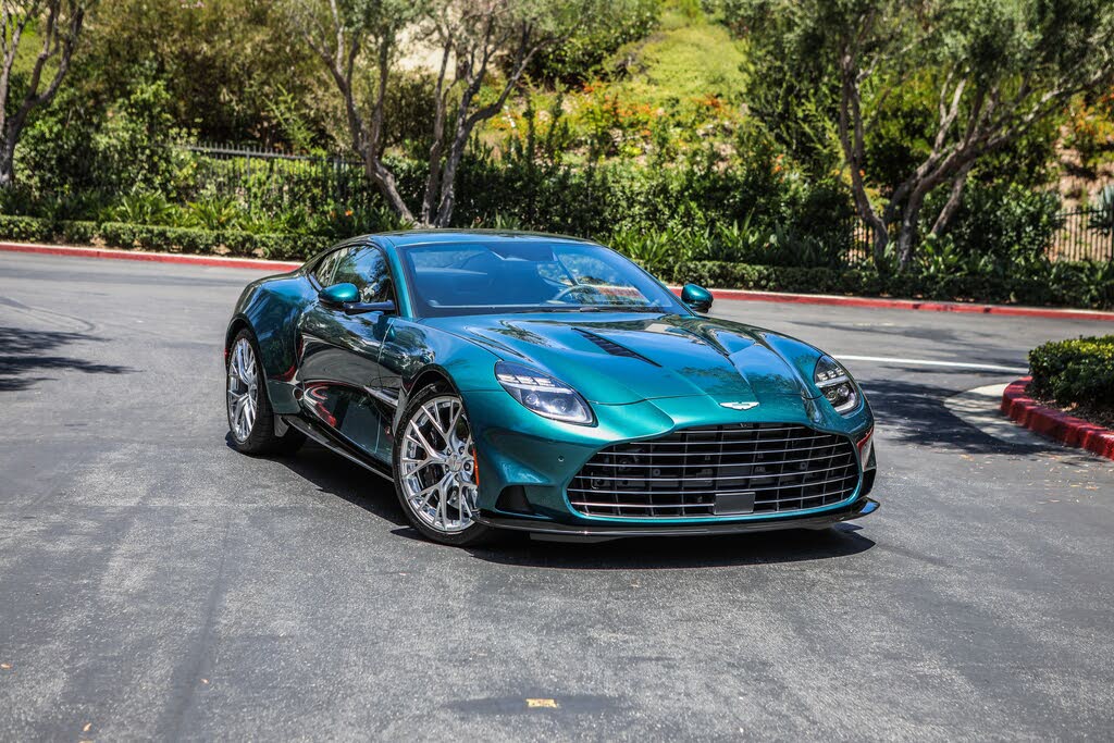 2026 Aston Martin Vanquish Coupe RWD photo 22