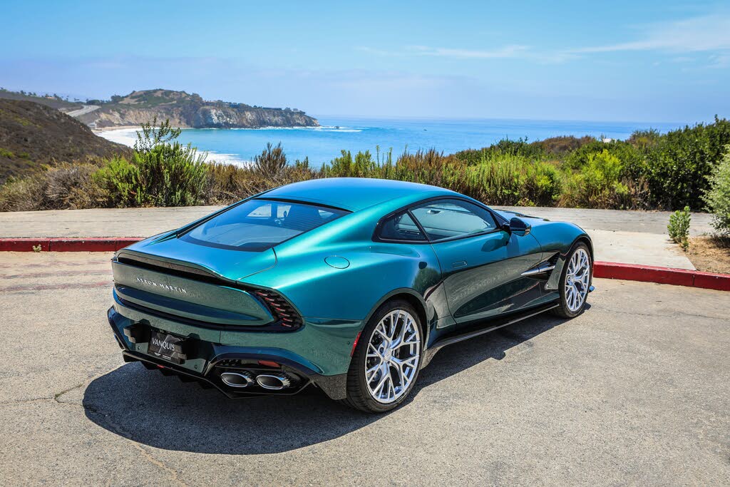 2026 Aston Martin Vanquish Coupe RWD photo 4