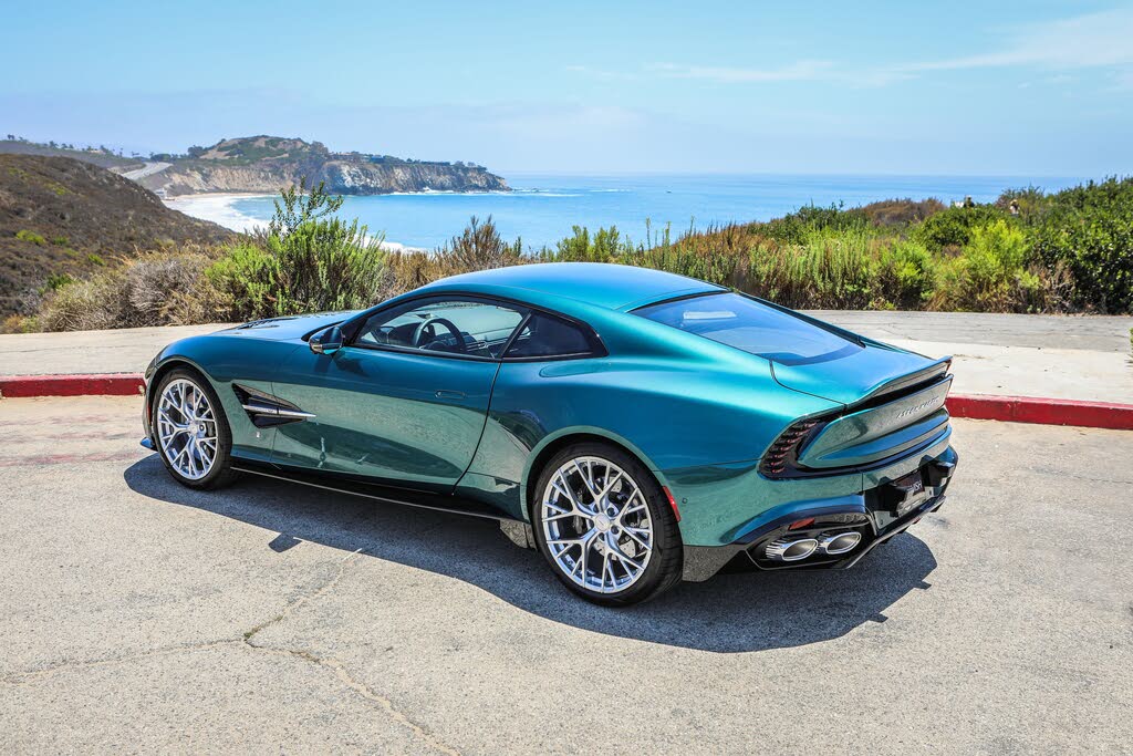 2026 Aston Martin Vanquish Coupe RWD photo 5