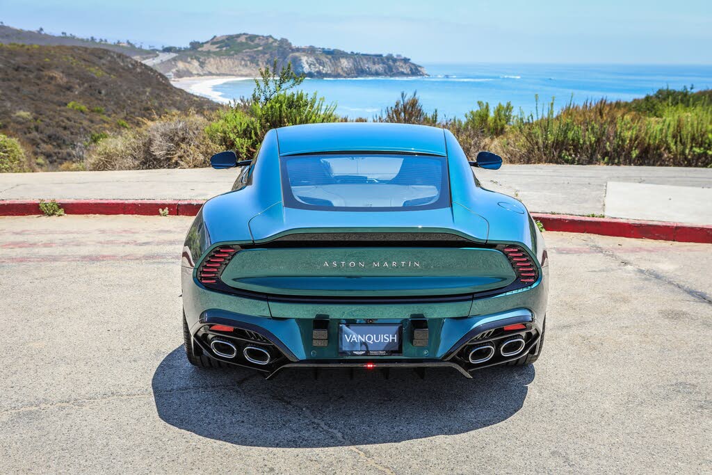 2026 Aston Martin Vanquish Coupe RWD photo 8