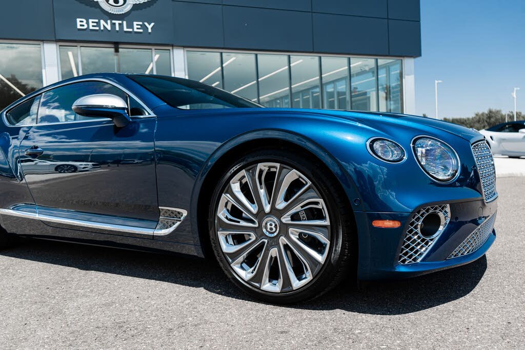 2023 Bentley Continental GT V8 AWD photo 19