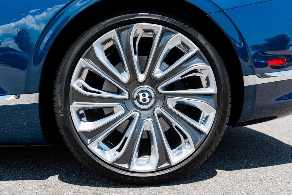 2023 Bentley Continental GT V8 AWD photo 7
