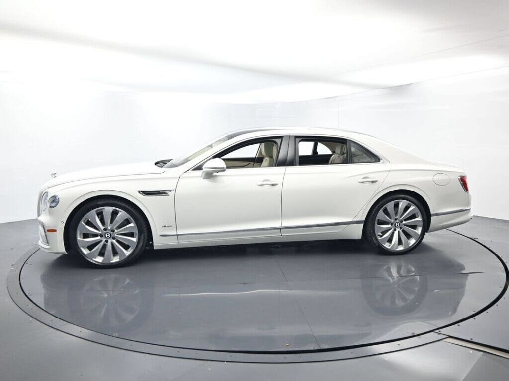2026 Bentley Flying Spur Azure AWD photo 5