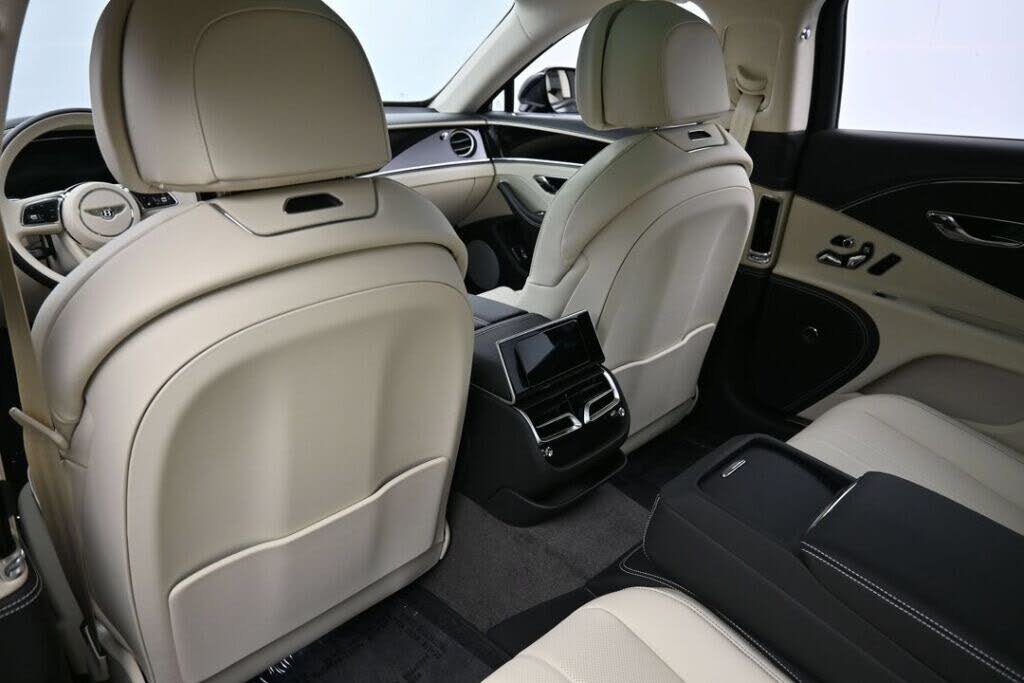 2026 Bentley Flying Spur AWD photo 17