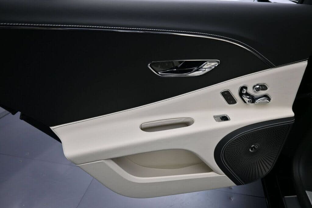 2026 Bentley Flying Spur AWD photo 19