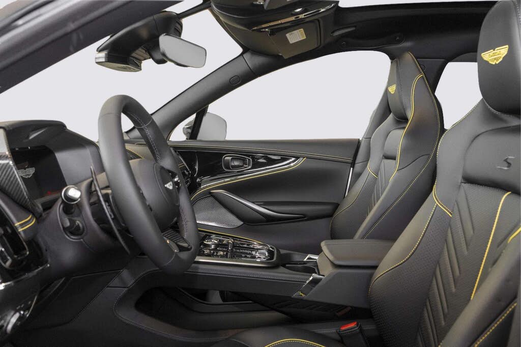 2026 Aston Martin DBX S AWD photo 14