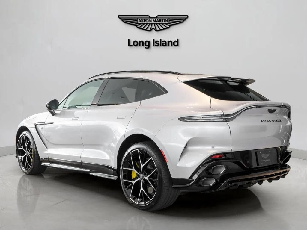 2026 Aston Martin DBX S AWD photo 4
