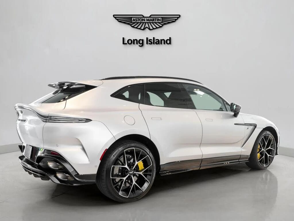 2026 Aston Martin DBX S AWD photo 6