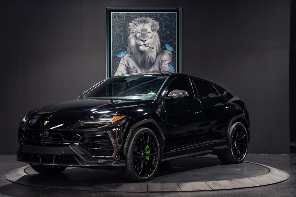 2022 Lamborghini Urus AWD