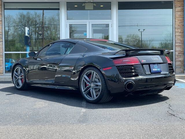 2015 Audi R8 quattro V10 Coupe AWD photo 11 of 24
