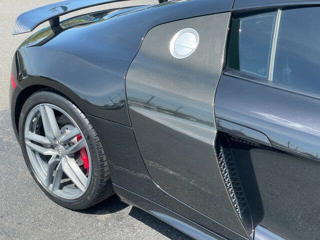 2015 Audi R8 quattro V10 Coupe AWD photo 18 of 24
