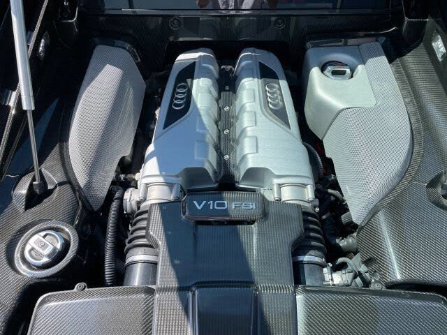2015 Audi R8 quattro V10 Coupe AWD photo 7 of 24