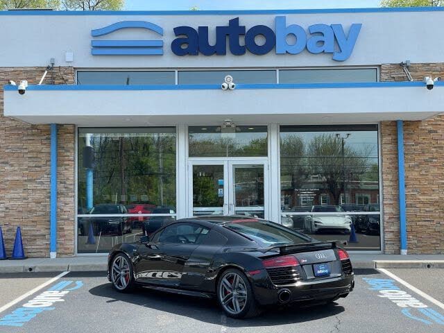 2015 Audi R8 quattro V10 Coupe AWD photo 10 of 24