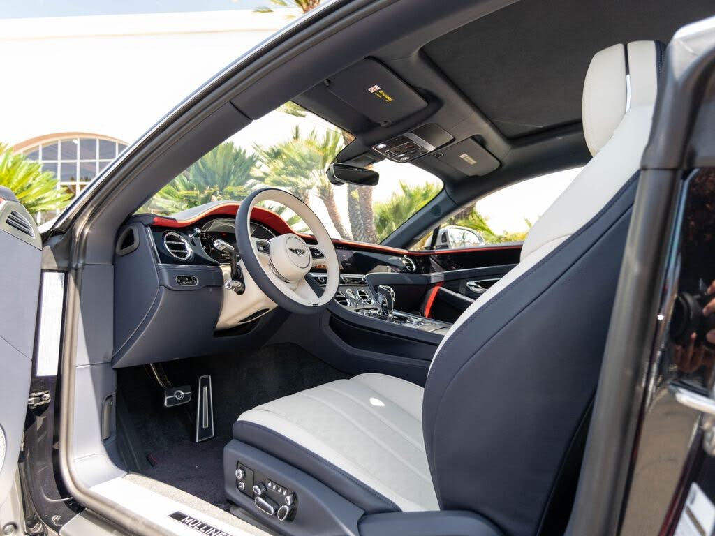 2026 Bentley Continental GT Mulliner AWD photo 2