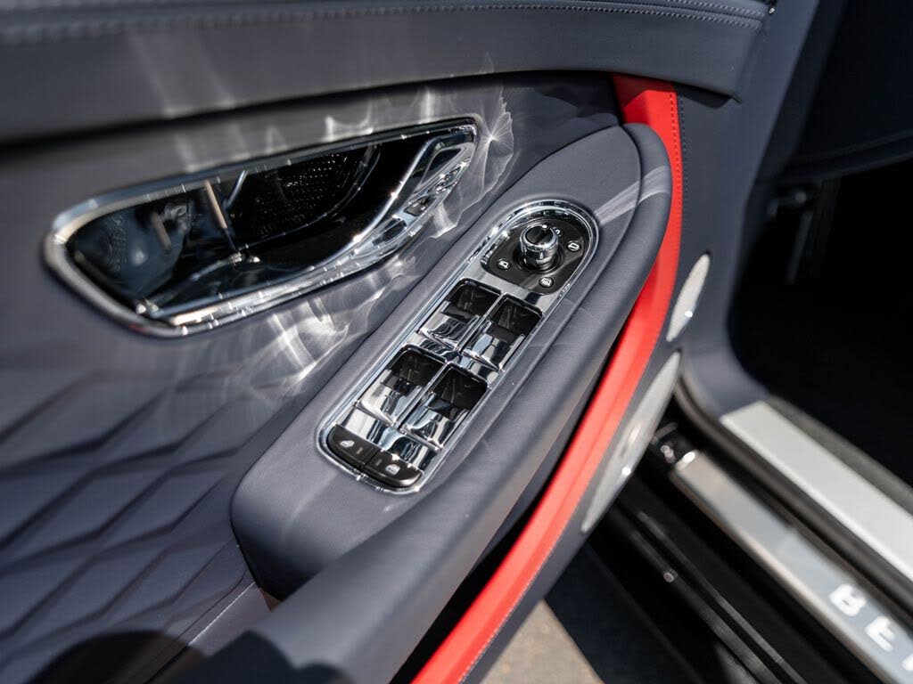 2026 Bentley Continental GT Mulliner AWD photo 13