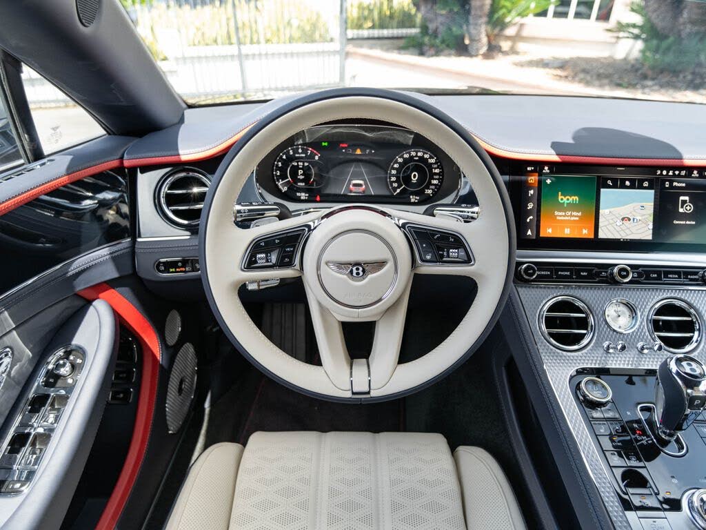 2026 Bentley Continental GT Mulliner AWD photo 24