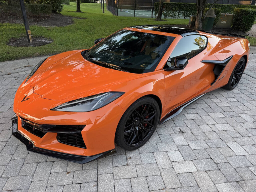 2023 Chevrolet Corvette Z06 3LZ Coupe RWD photo 13