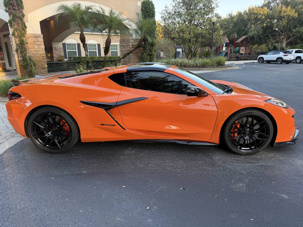 2023 Chevrolet Corvette Z06 3LZ Coupe RWD photo 4