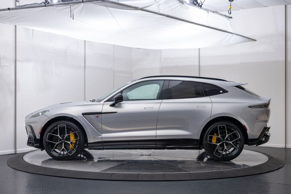 2026 Aston Martin DBX S AWD photo 2