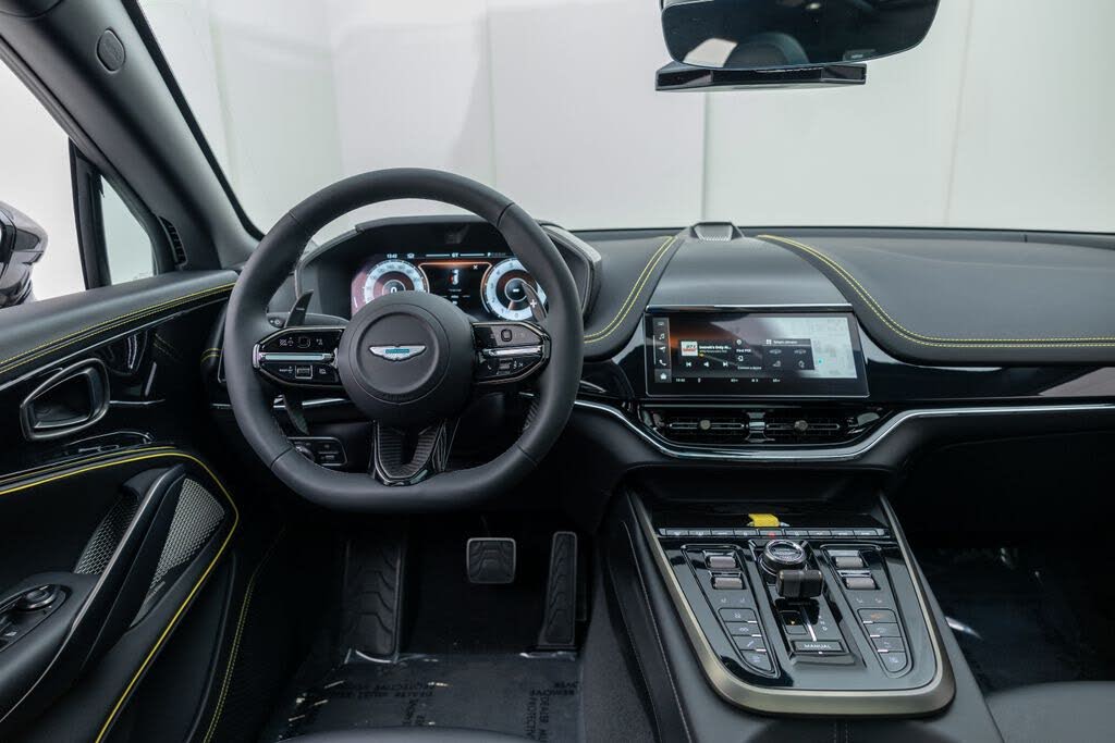 2026 Aston Martin DBX S AWD photo 17
