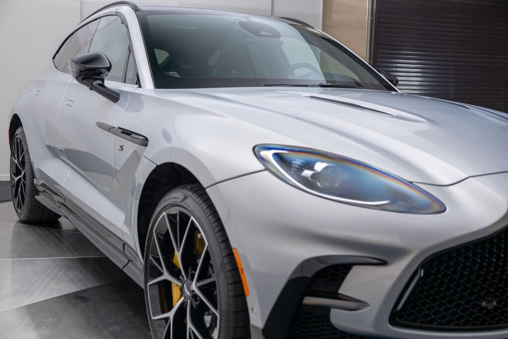 2026 Aston Martin DBX S AWD photo 10