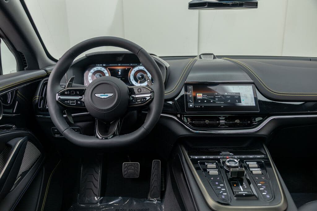 2026 Aston Martin DBX S AWD photo 17