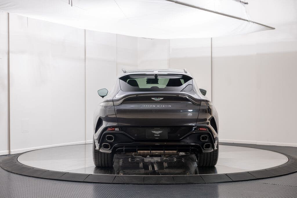 2026 Aston Martin DBX S AWD photo 4