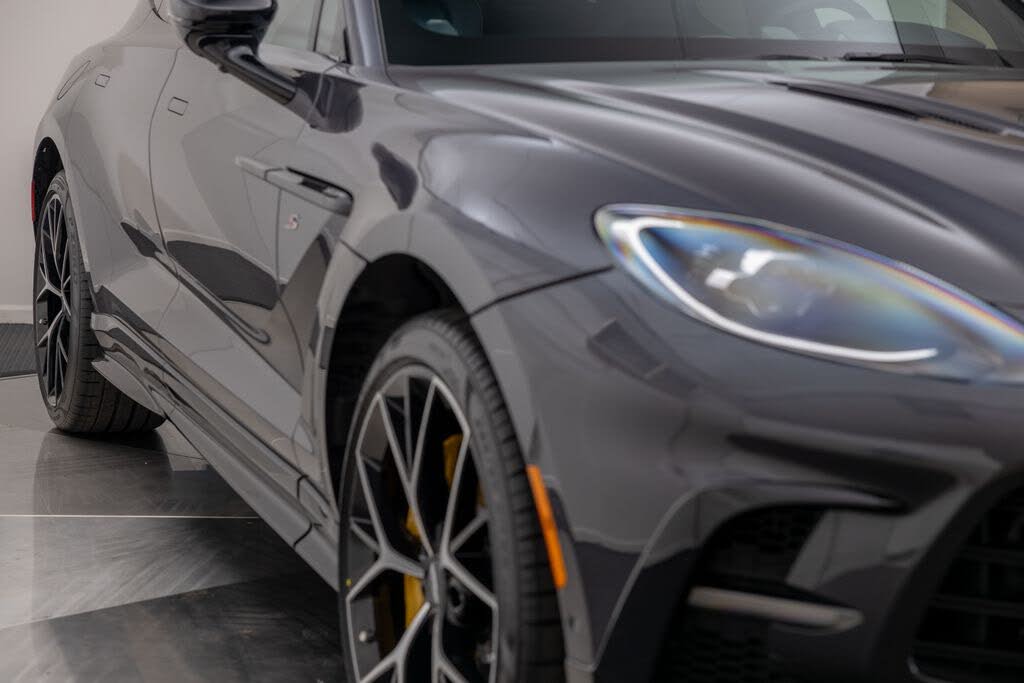 2026 Aston Martin DBX S AWD photo 9