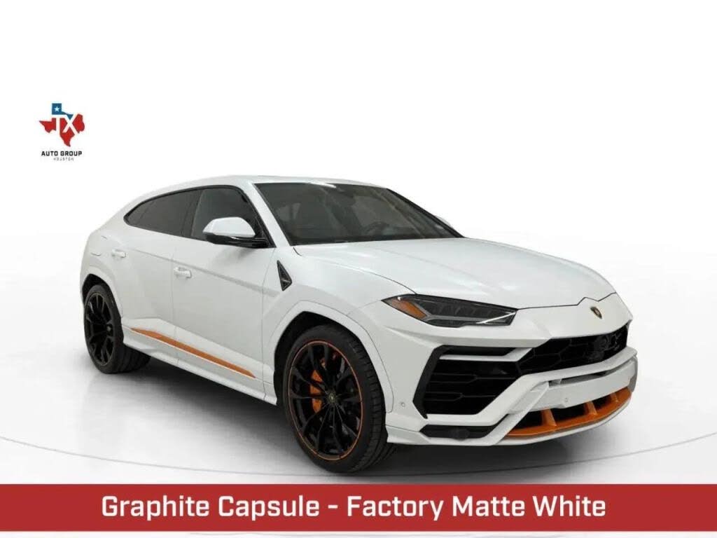 2022 Lamborghini Urus AWD