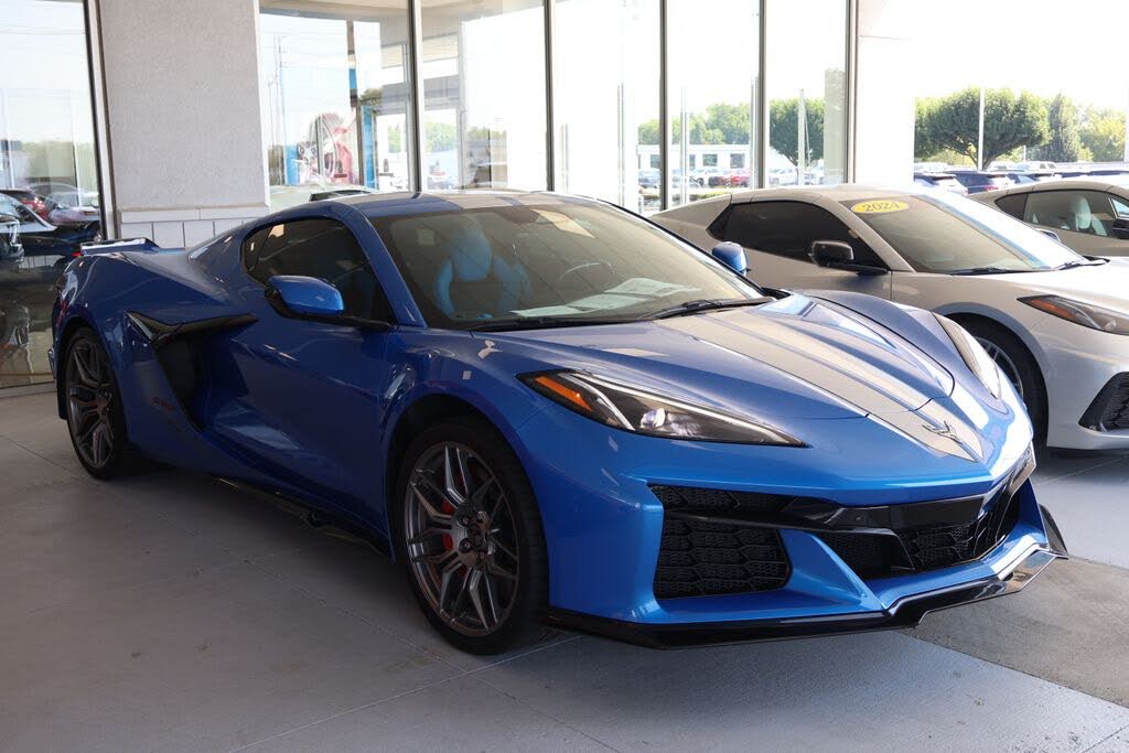 2025 Chevrolet Corvette Z06 3LZ Coupe RWD photo 11