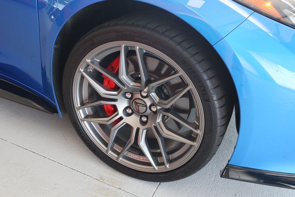 2025 Chevrolet Corvette Z06 3LZ Coupe RWD photo 12