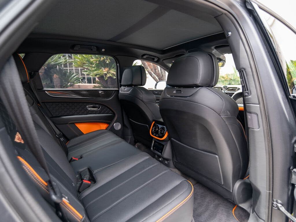 2025 Bentley Bentayga V8 AWD photo 20