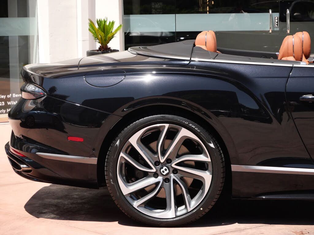 2026 Bentley Continental GTC Speed AWD photo 8