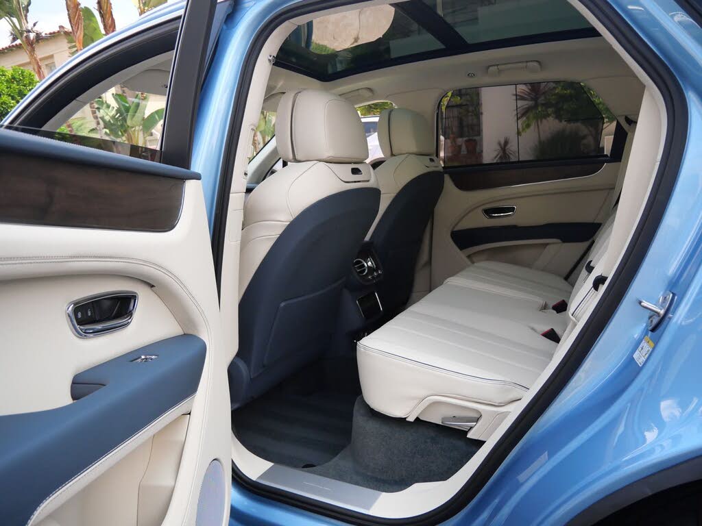 2026 Bentley Bentayga V8 AWD photo 20