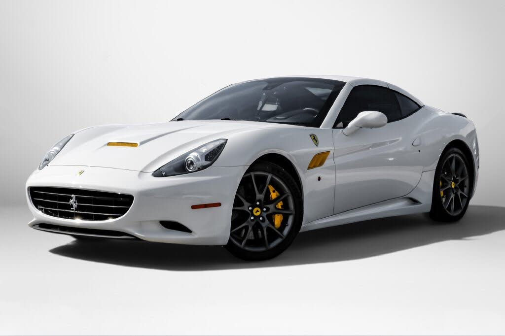2014 Ferrari California Roadster photo 3