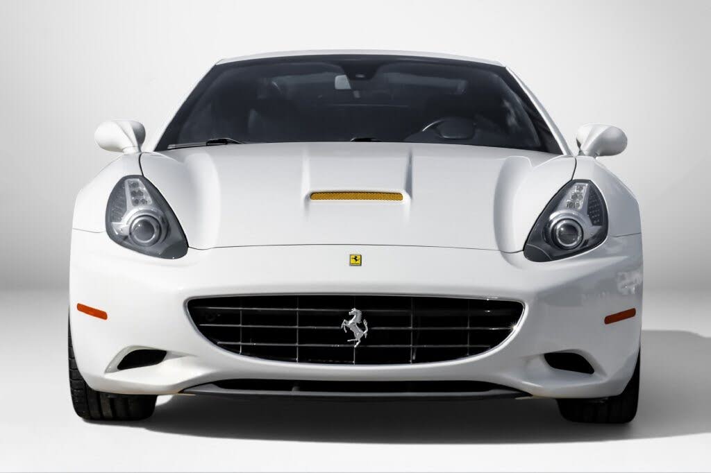 2014 Ferrari California Roadster photo 4