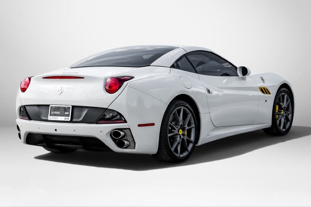 2014 Ferrari California Roadster photo 7