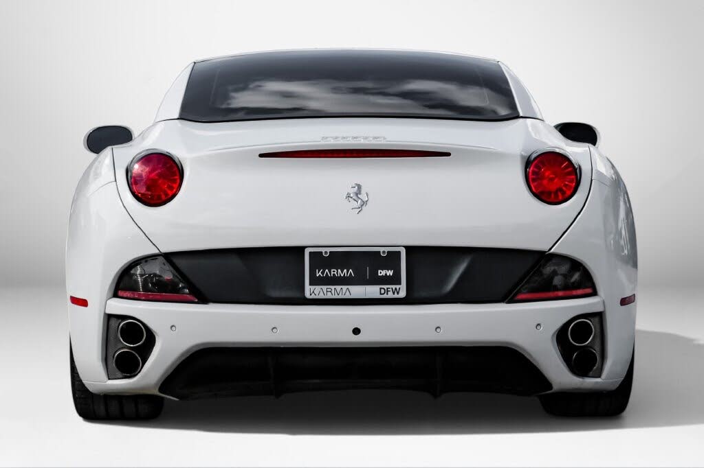 2014 Ferrari California Roadster photo 8