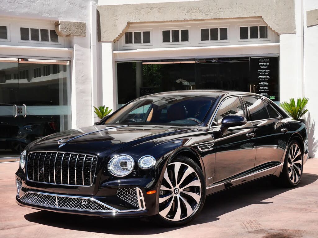 2026 Bentley Flying Spur Azure AWD photo 11
