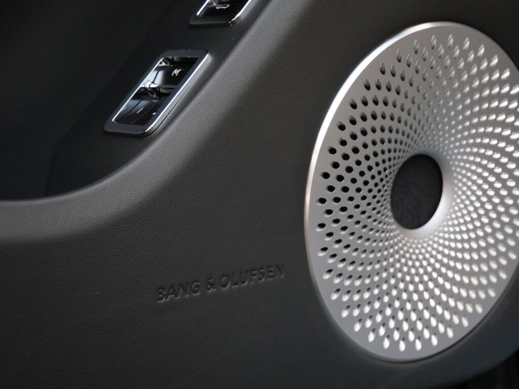 2026 Bentley Flying Spur Azure AWD photo 16