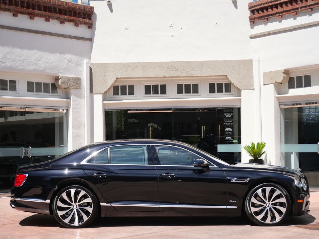 2026 Bentley Flying Spur Azure AWD photo 5