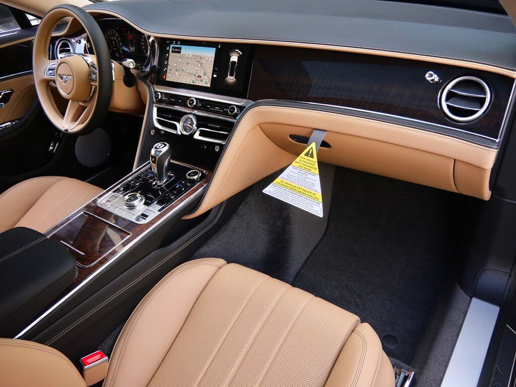 2026 Bentley Flying Spur AWD photo 2