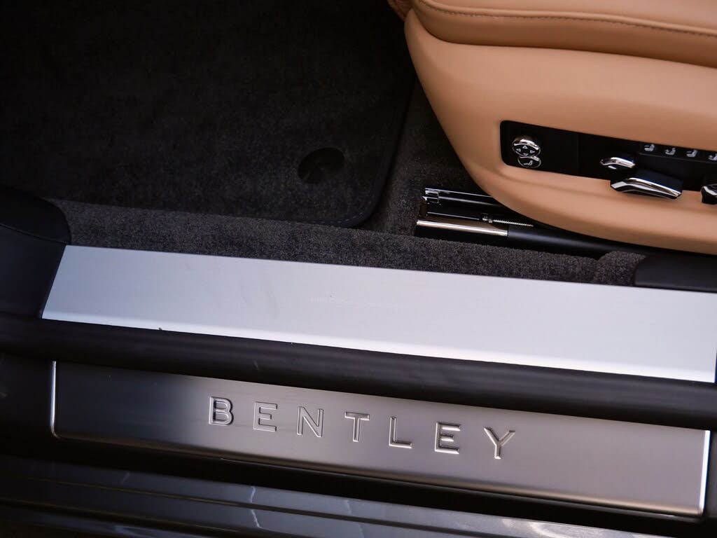 2026 Bentley Flying Spur AWD photo 16