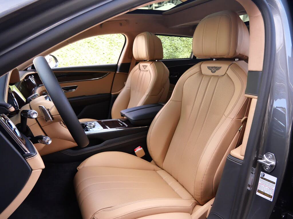 2026 Bentley Flying Spur AWD photo 17